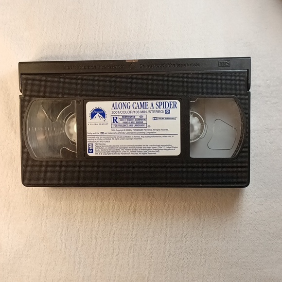 VHS Movie "Along Came A Spider". - Picture 3 of 4